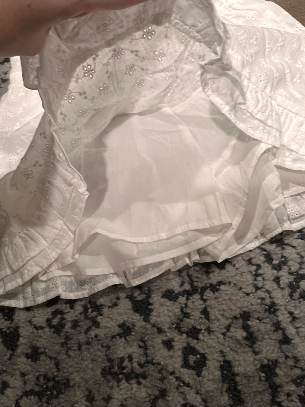 Le Lis lace eyelet mini skort and tank set - Picture 3 of 3
